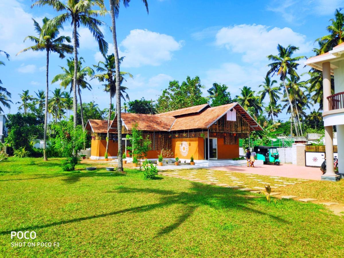 Pura Vida Varkala Hotel Esterno foto